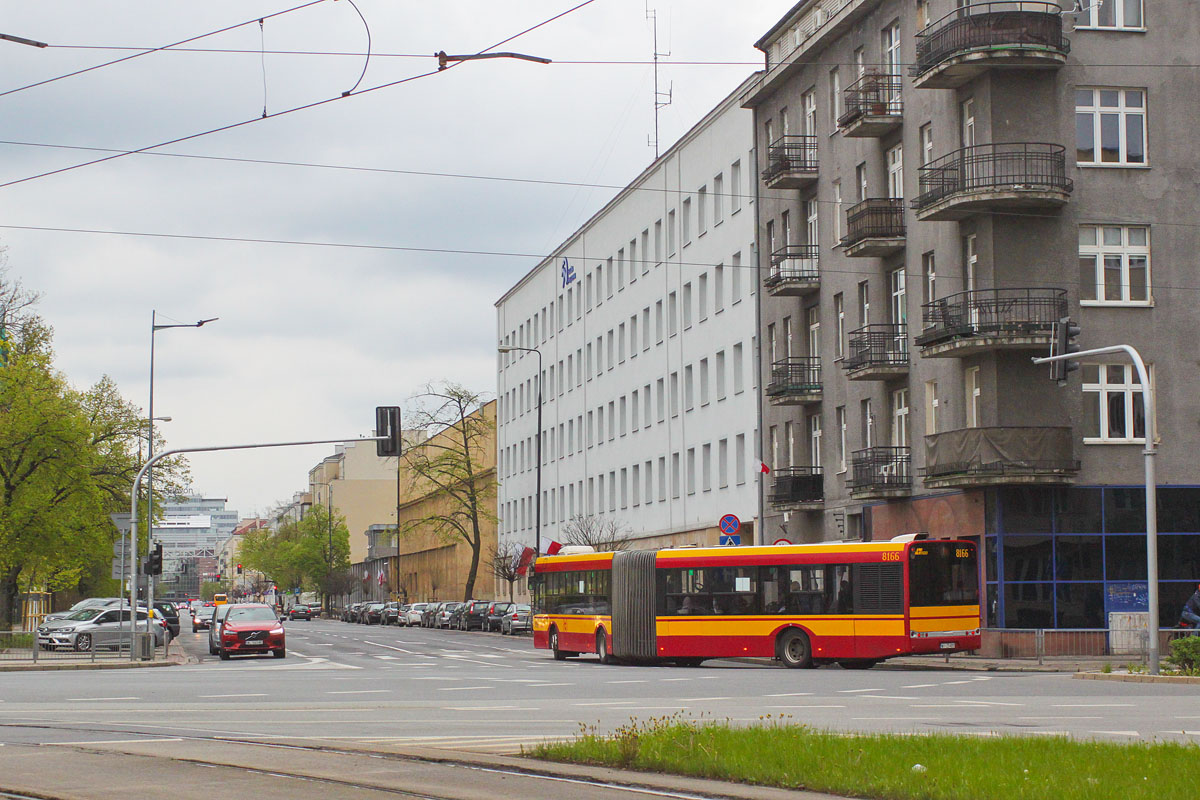 8166
Doczekamy się tego powrotu tramwajów tutaj?
Słowa kluczowe: SU18 8166 168 Rakowiecka