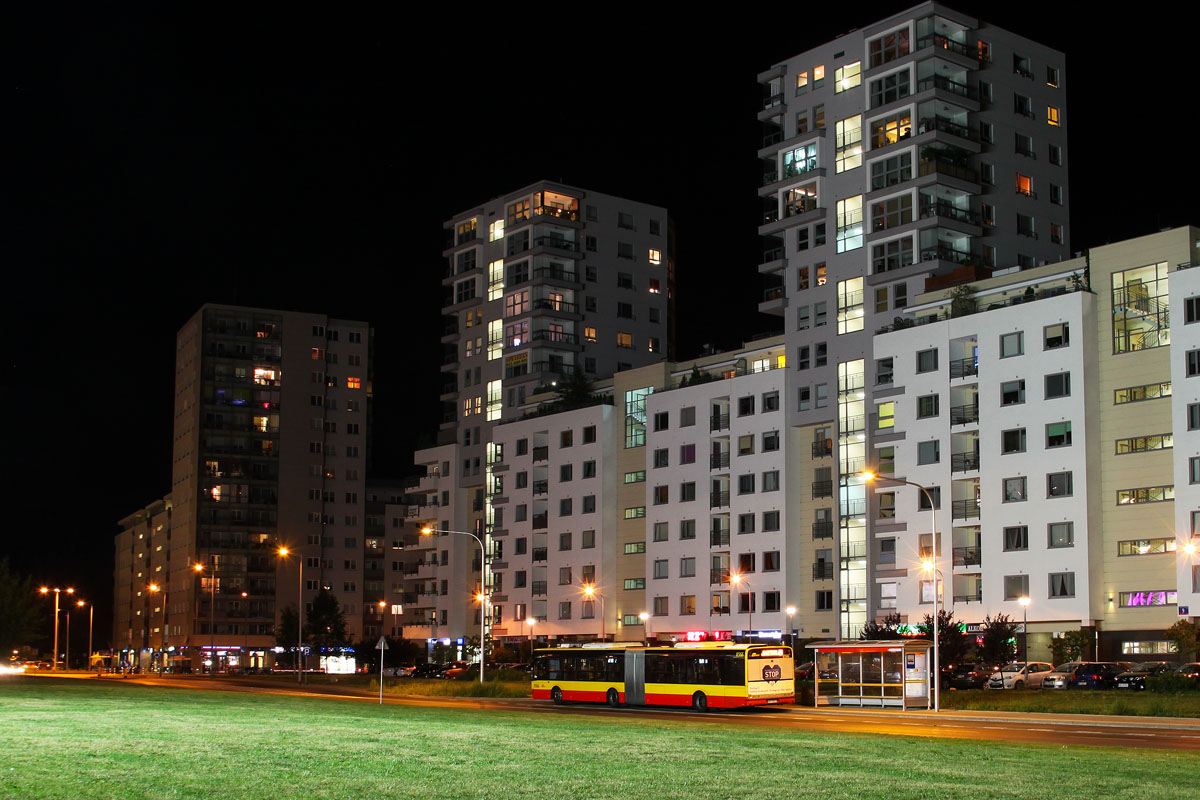 8566
W ostatnich latach w zachodniej części Gocławia i na obszarze Witolinu powstało sporo nowych wieżowców.
Słowa kluczowe: SU18 8566 151 Jeziorańskiego