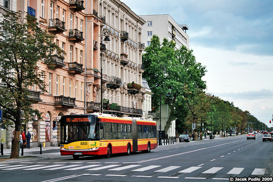 8811
Jeśli dobrze liczę to w MZA mamy obecnie prawie 600 Urbino 18.
Słowa kluczowe: SU18 8811 116 AlejeUjazdowskie