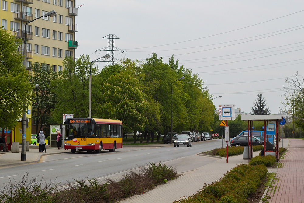 A331
Cóż za niepozorne zdjęcie. Tyle się zmieniło w tym miejscu - pętla, rondo, obwodnica. Maj 2011 roku.
Słowa kluczowe: SU10 A331 194 OrlątLwowskich