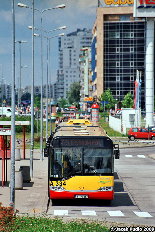 A334
W tyle ciągnie się blokowisko zapewne z lat 90.
Słowa kluczowe: SU10 A334 179 Kabaty