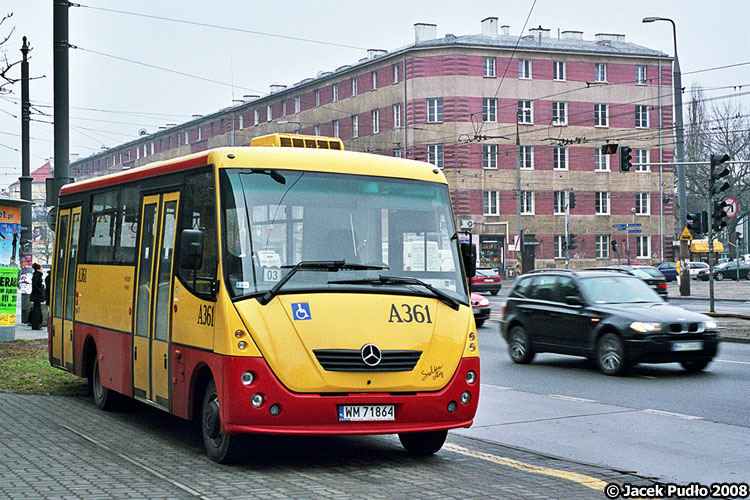 A361
Tak był zaparkowany w międzyszczycie.
Słowa kluczowe: H7 A361 AlejaNiepodległości