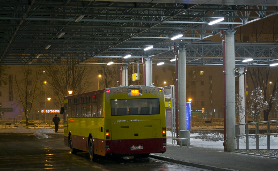 4435
Warszawa, Metro Młociny. Miało być pożegnanie... a wyszło niestety nic.
Słowa kluczowe: 120M 4435 N46 MetroMłociny