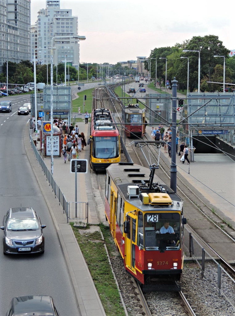 1374
Ex gorzowski wagon.
Słowa kluczowe: 105Na 1374 28 Słomińskiego