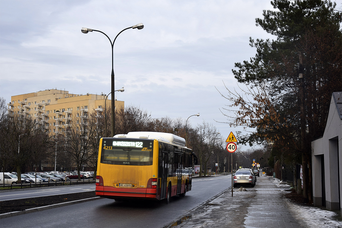 4213
Debiut wozu w galerii.
Słowa kluczowe: LionsCityCNG 4213 Potocka 122