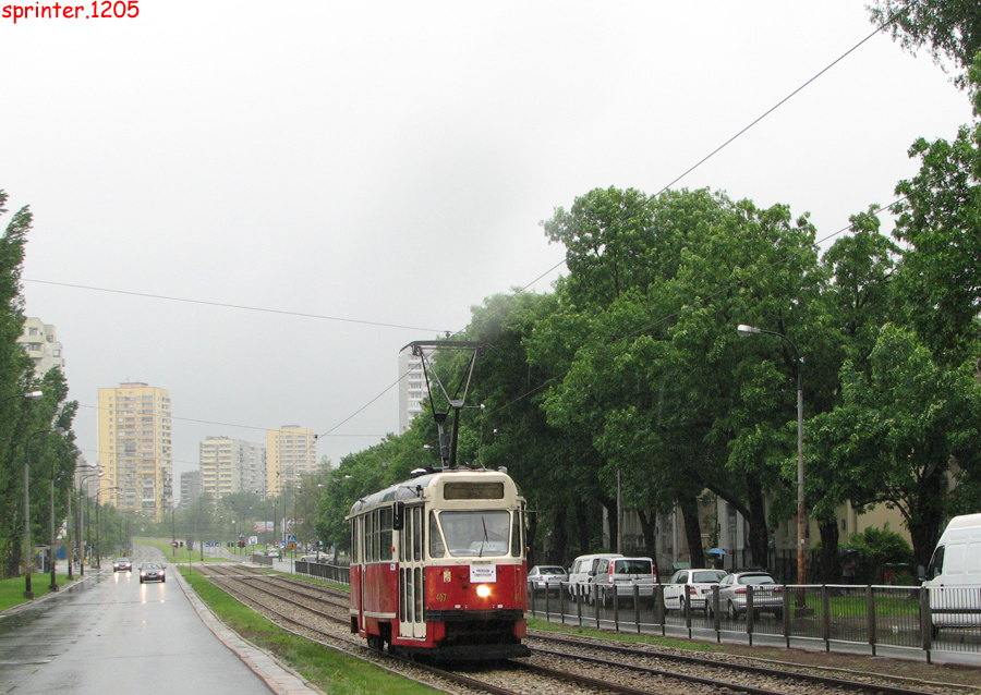 407
Z serii OKT.
Słowa kluczowe: 13N 407 Mickiewicza