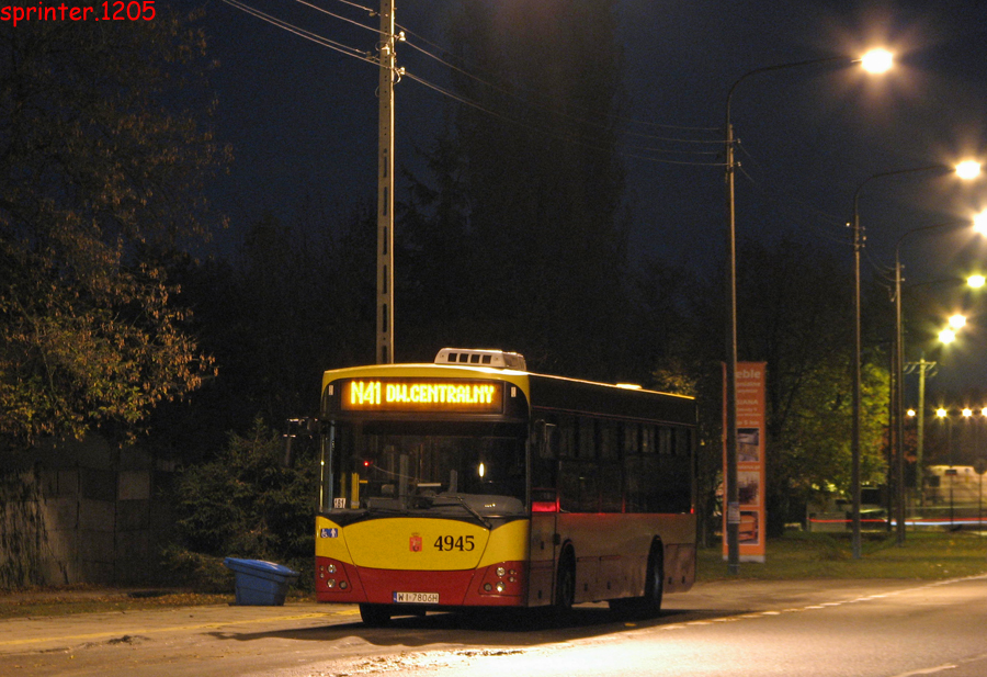 4945
Jelcz Mastero oczekuje na odjazd na pustych o tej porze Młocinach.
Słowa kluczowe: M121I 4945 N41 Wóycickiego