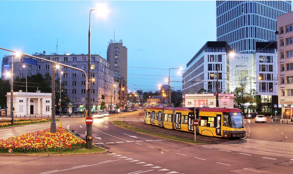 3504
Opustoszałe ulice ostatnich godzin tegorocznej majówki.
Słowa kluczowe: 120NaDuo 3504 35 placUniiLubelskiej