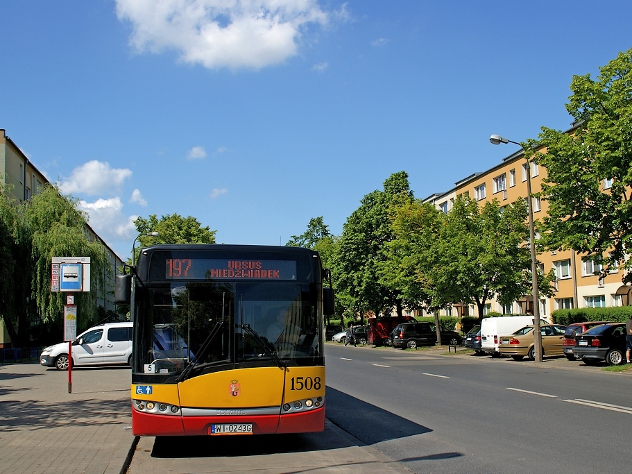 1508
...a Solaris zbliża się do ursuskiej pętli.
Słowa kluczowe: SU12 1508 197 Keniga