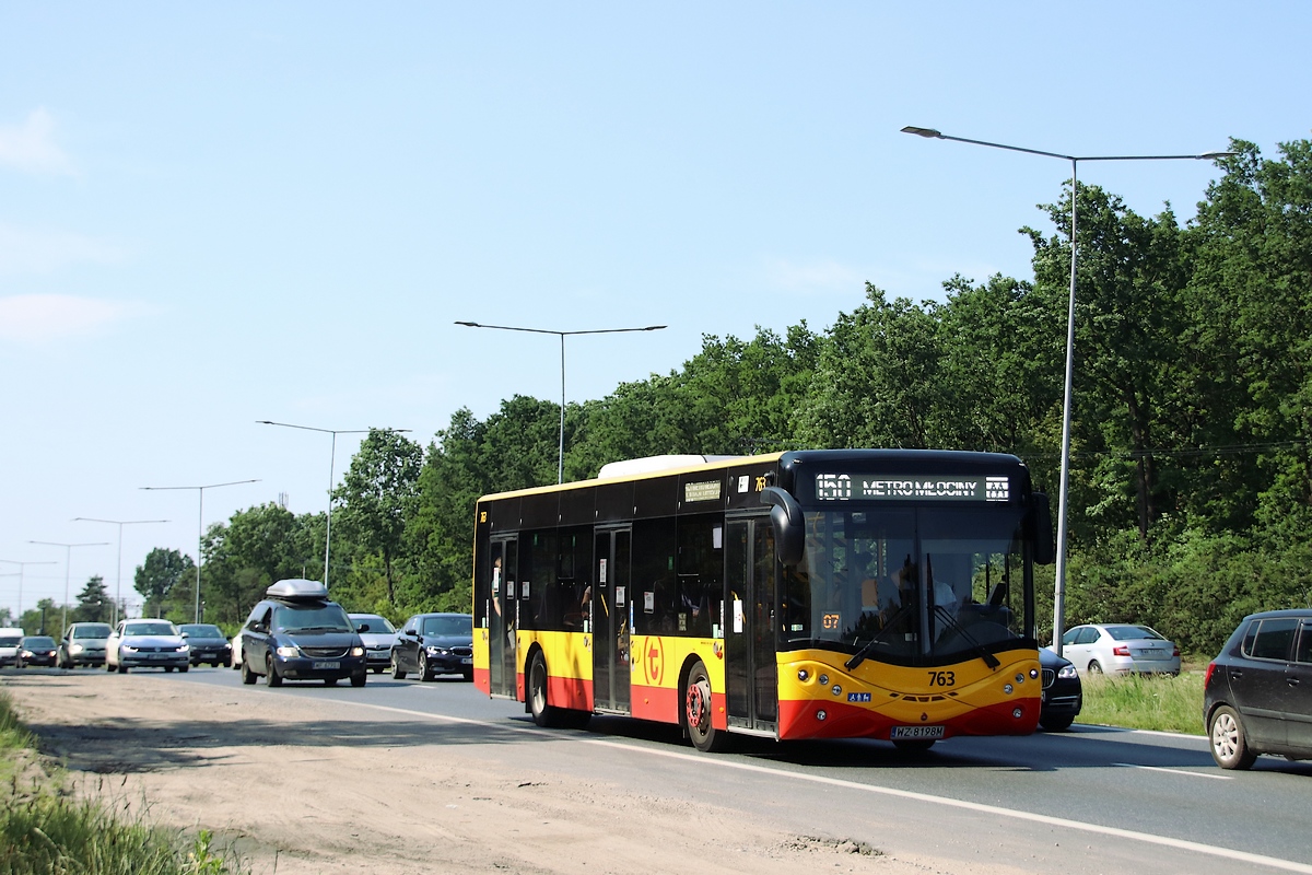 763
W piątkowe popołudnie korek był zarówno w stronę Łomianek, jak i Warszawy.
Słowa kluczowe: CS12LF CitySmile 763 150 Pułkowa