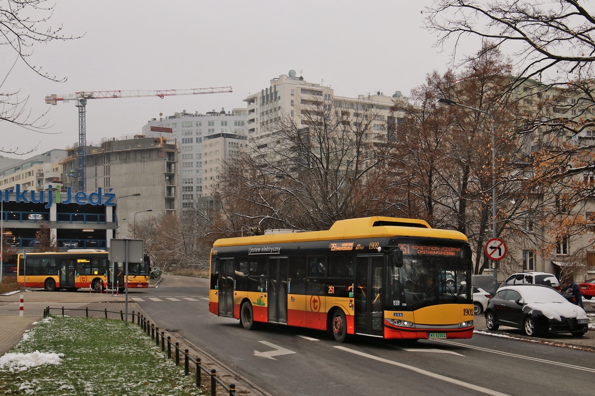 1902
Słowa kluczowe: SU12E 1902 251 Grabowa MetroWilanowska