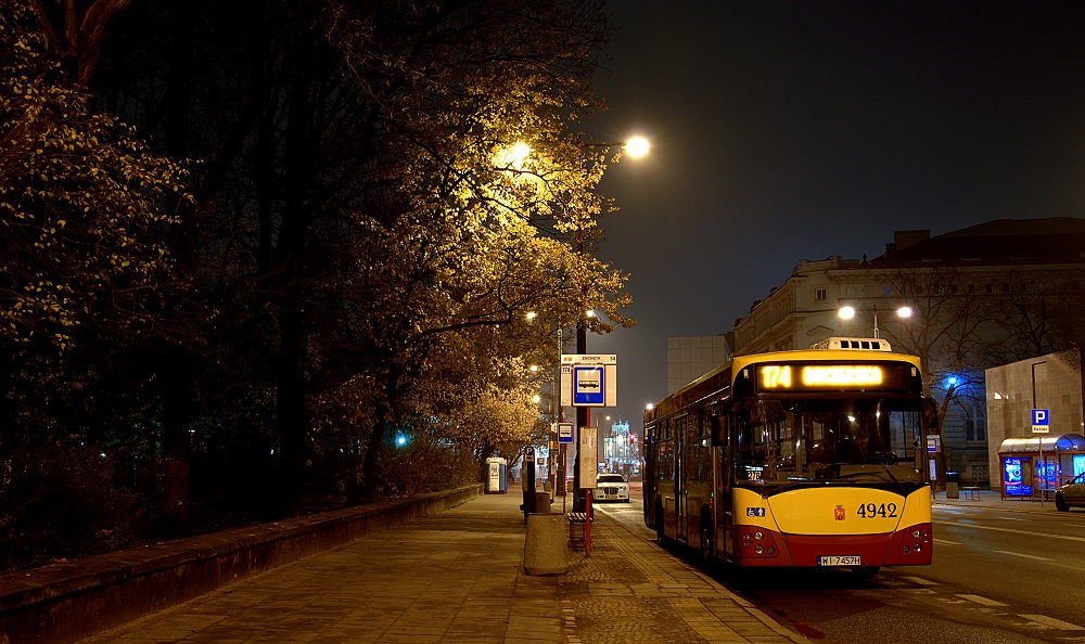 4942
Dosć monotonna brygada...
Słowa kluczowe: M121I 4942 174 Zachęta