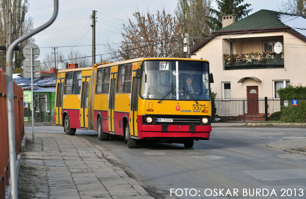 5575
5575 odbił z Bartyckiej w Gościniec.
Słowa kluczowe: IK280 5575 167 Gościniec