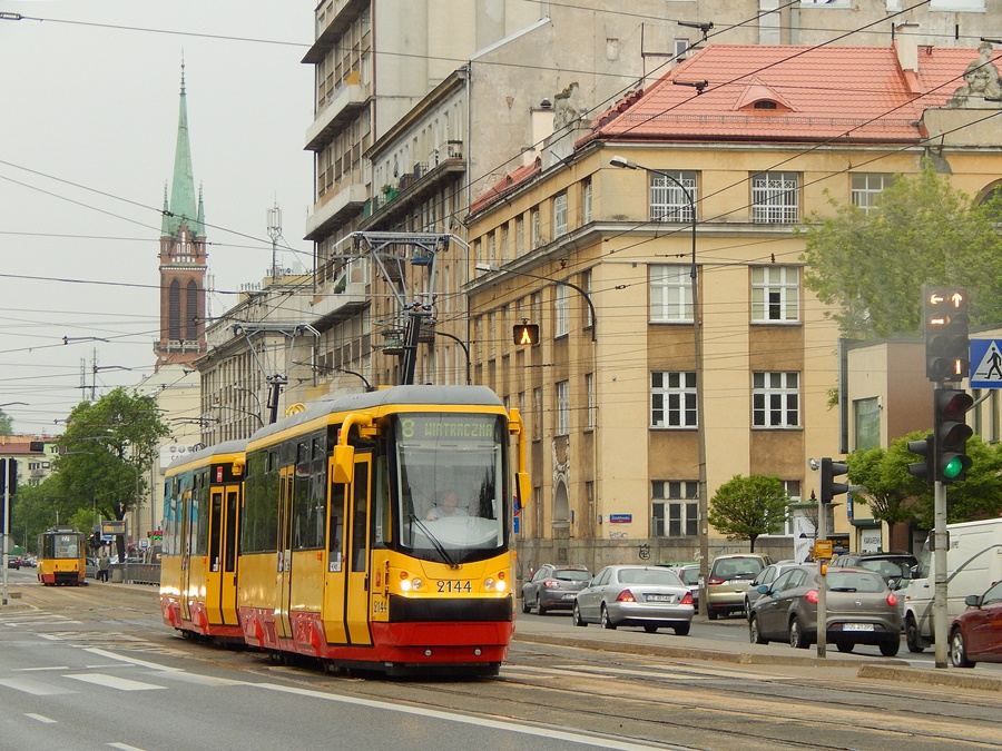 2144+2145
I już jest kolejny po nowemu.
Słowa kluczowe: 123N 2144+2145 8 Wolska