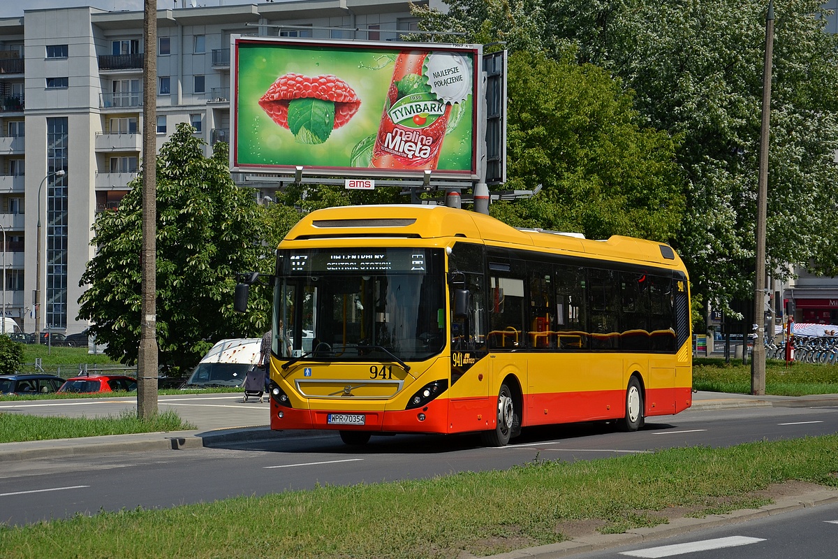 941
Hybrydowe Volvo w nowych barwach 
Słowa kluczowe: Volvo7900 941 117 Meissnera