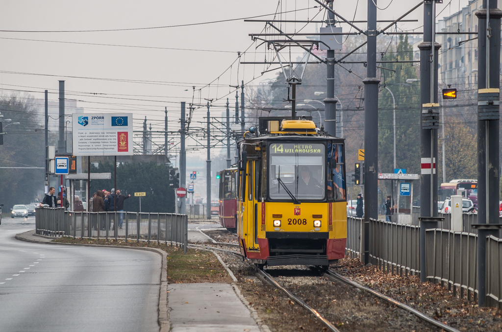 2008
Słowa kluczowe: 105Na 2008 14 Grójecka