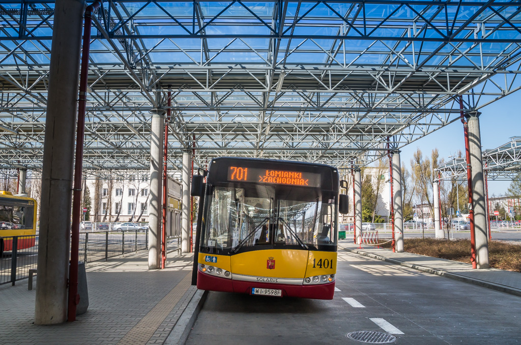 1401
Produkcja: 2007
Najważniejsze to prosto stać. ;)
Słowa kluczowe: SU12 1401 701 MetroMłociny