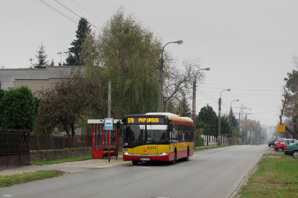 A004
"Nowa" dwunastka zamiast "starej", tak się mówi, chociaż jedne od drugich niewiele młodsze i w sumie dość już stare.
Słowa kluczowe: SU12 A004 178 Regulska