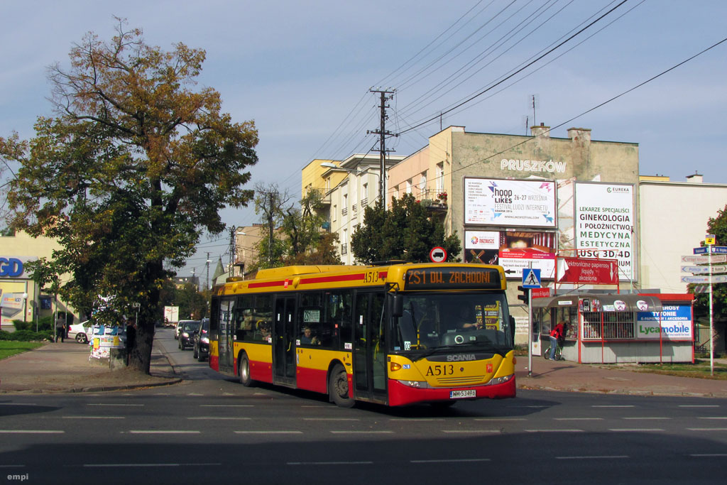 A513
Przy okazji wyborów samorządowych wielu pruszkowskich polityków obiecywało uruchomienie linii autobusowej do Warszawy. Ciekawe czy coś z tego wyjdzie. Osobiście uważam, że autobus po trasie ZS1 przynajmniej do pętli na Niedźwiadku byłby bardzo korzystną alternatywą dla kolei.
Słowa kluczowe: CN270UB OmniCity A513 ZS1 Pruszków Kościuszki