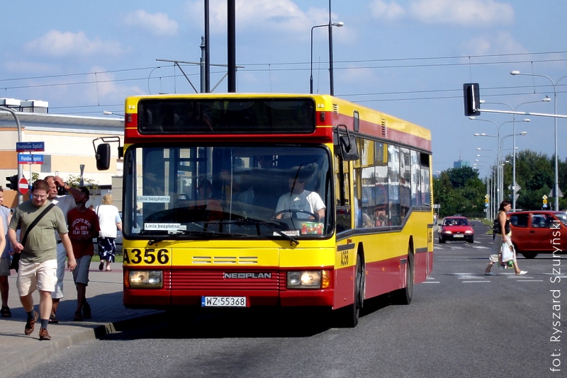 A356
Neoplan N4014NF na zakupobusie. Zastępczo wyjeżdżał za Mobilisowe Solarisy.
Słowa kluczowe: N4014NF A356 Darmobus PiastówŚląskich