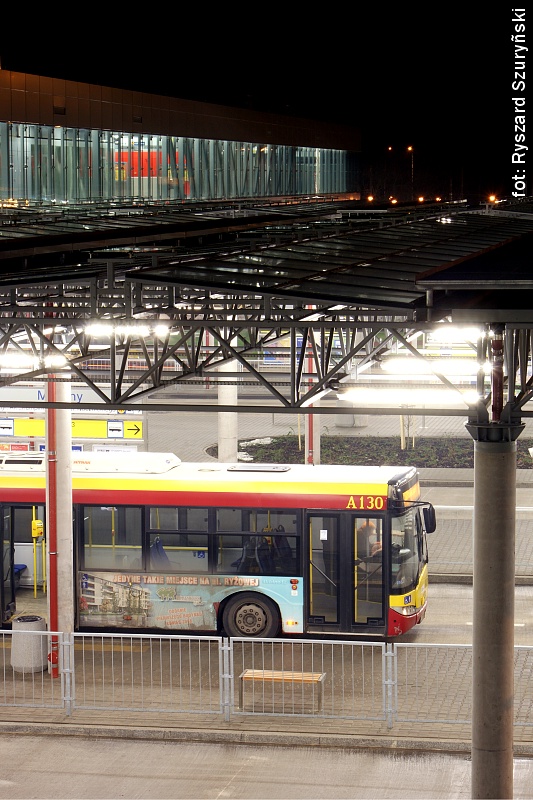 A130
Wyjątkowo ciche Młociny.
Słowa kluczowe: SU12 A130 132 MetroMłociny