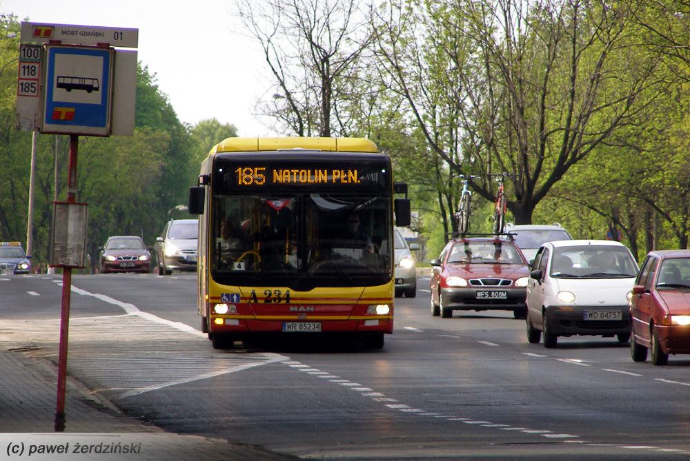 A234
Słowa kluczowe: LionsCityG A234 185 WybrzeżeGdyńskie