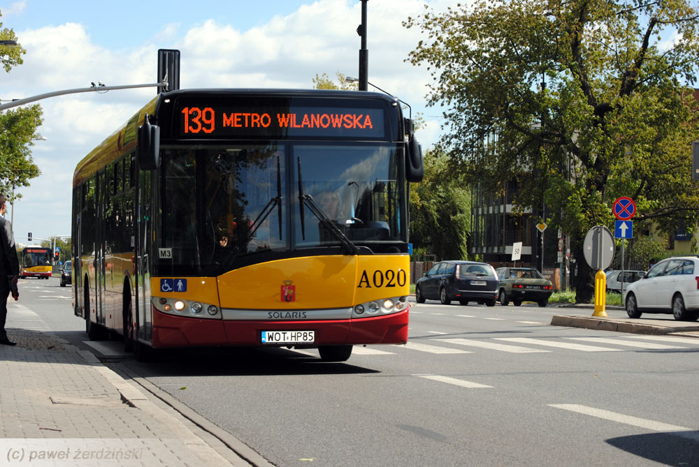 A020
Słowa kluczowe: SU12 A020 139 AlejaWilanowska