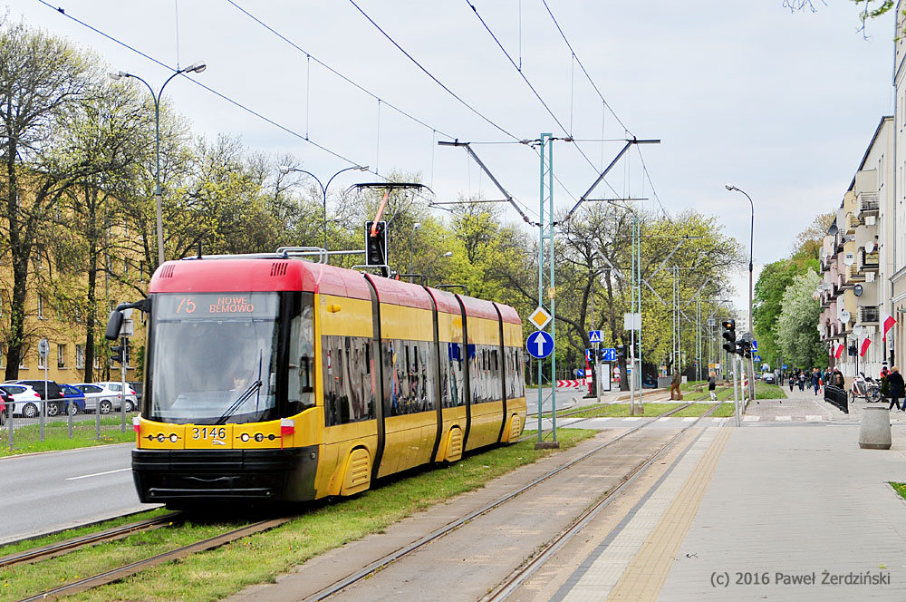 3146
W związku z wymianą torowiska na ul. Andersa linie 15 i 35 zostały skrócone od strony południowej do przystanku Metro Ratusz Arsenał, natomiast na Żoliborzu, Bielanach i Bemowie w zastępstwie pojawiła się linia 75.
Słowa kluczowe: 120Na 3146 75 PlacInwalidów