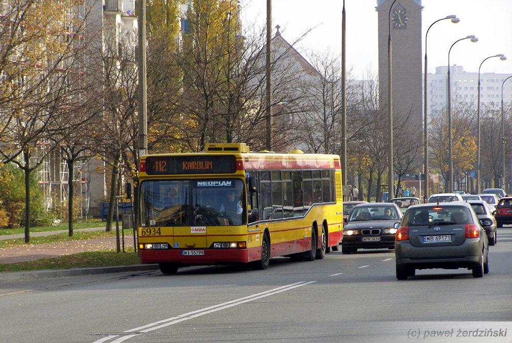 6934
Słowa kluczowe: N4020 6934 112 Broniewskiego