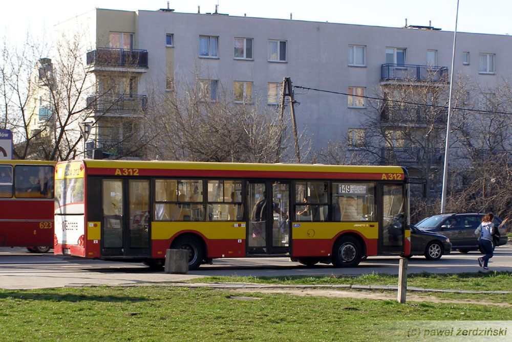 A312
Z czasów, gdy 149 jechało z Ursus Niedźwiadek na Groty...
Słowa kluczowe: SU10 A312 149 Lazurowa