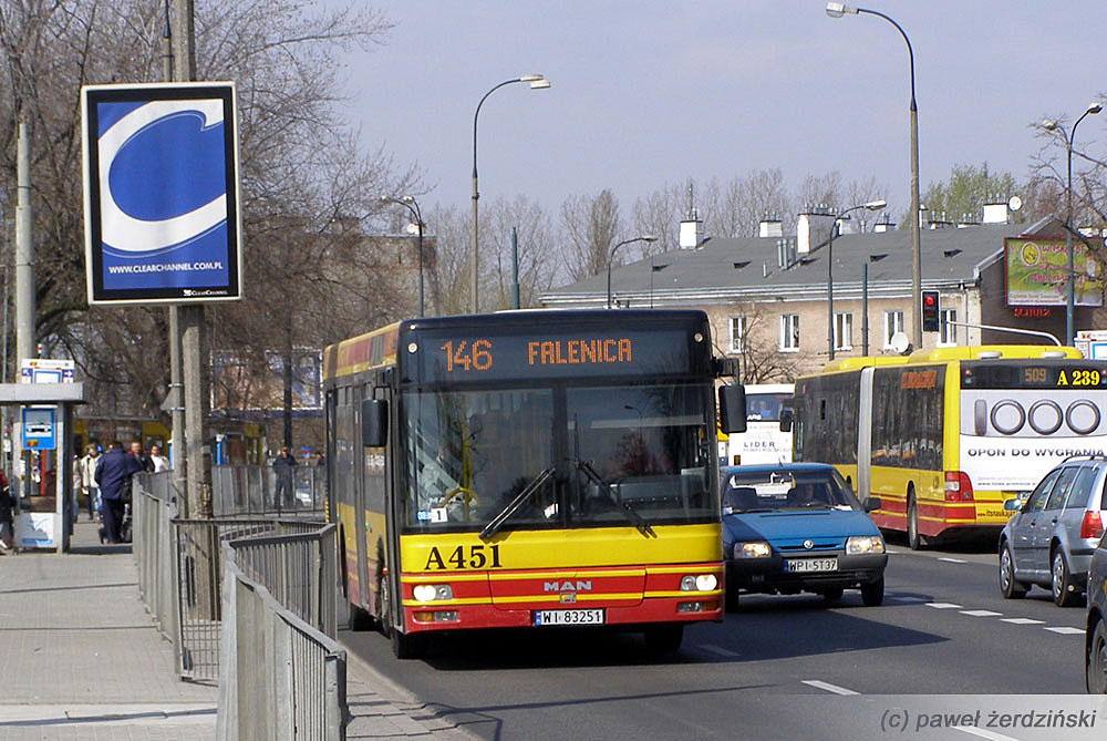 A451
Słowa kluczowe: NL223 A451 146 AlejaZieleniecka