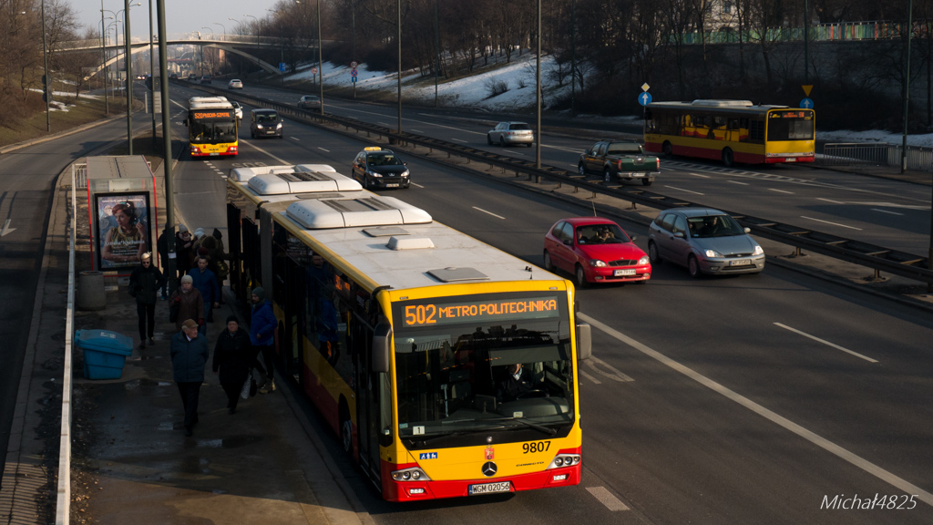 9807
Trzy "pięćsetki" spotkały się na przystanku Plac Na Rozdrożu.
Słowa kluczowe: ConectoG  9807 502 PlacNaRozdrożu