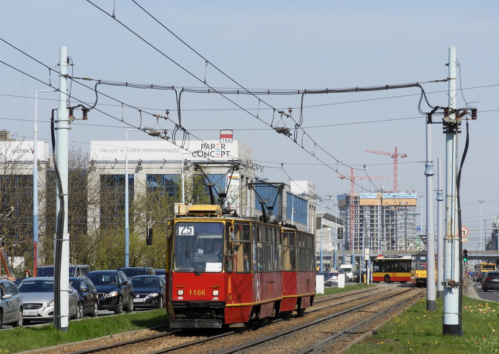 1166+1167+1165
Impreza składem 1166+1167+1165 z okazji zbliżającej się piątej rocznicy wycofania potrójniaków w Warszawie.
Słowa kluczowe: 105Na 1166+1167+1165 Marymoncka impreza