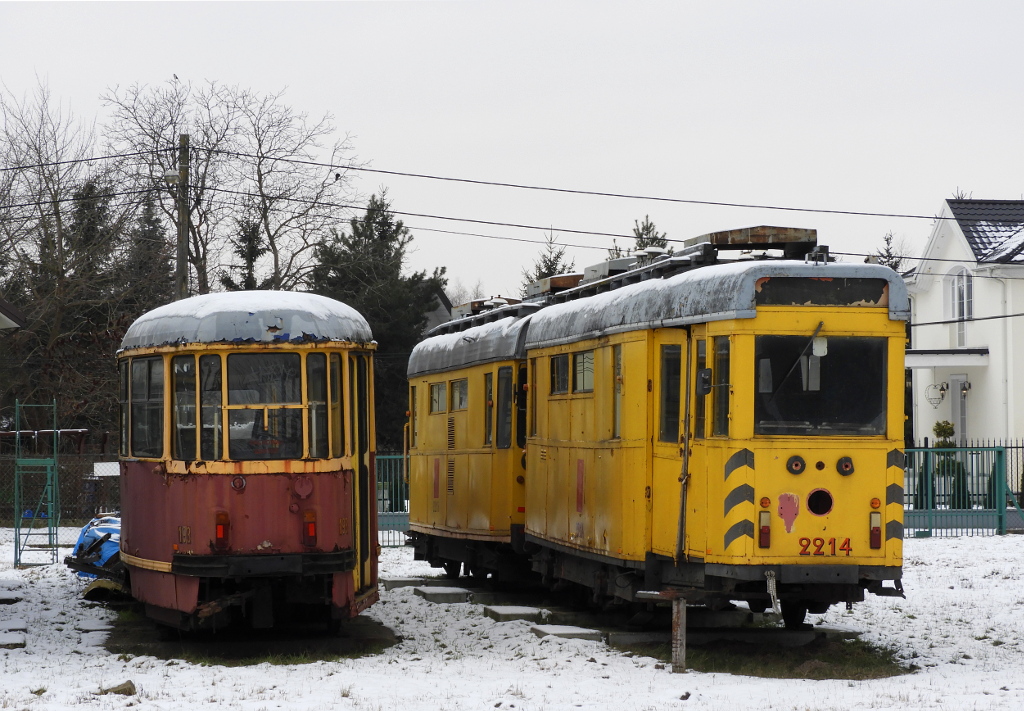 193, 2214
Słowa kluczowe: 13N 193 typK 2214 Salomejska