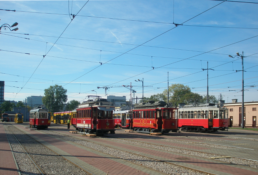 43
Wystawa tramwajów z okazji DTP 2016.
Słowa kluczowe: A 43 DTP2016 ZajezdniaMokotów