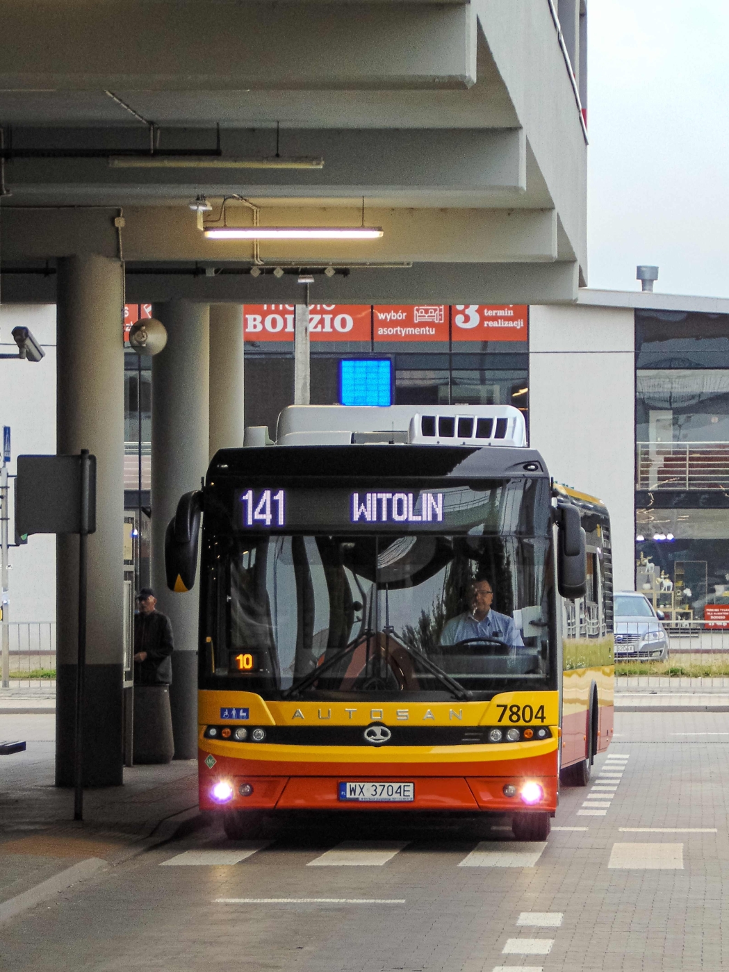 7804
Ten od początku głównie okupuje brygady całodzienne - a zadebiutował w dniu popełnienia zdjęcia, czyli dzień po pozostałych z "pierwszej transzy"
Słowa kluczowe: M18LFLNG 7804 141 AlejaKrakowska