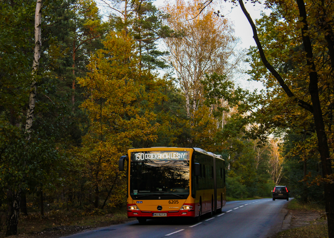 6205
Popołudniowa Kleszczowa  wtyczka na 150.  Tu chyba już się wszystko pojawiło ;) . Od krótkiego MANa 42xx po Solbusa :). 
Słowa kluczowe: ConectoG 6205 150 Konopnickiej DziekanówLeśny