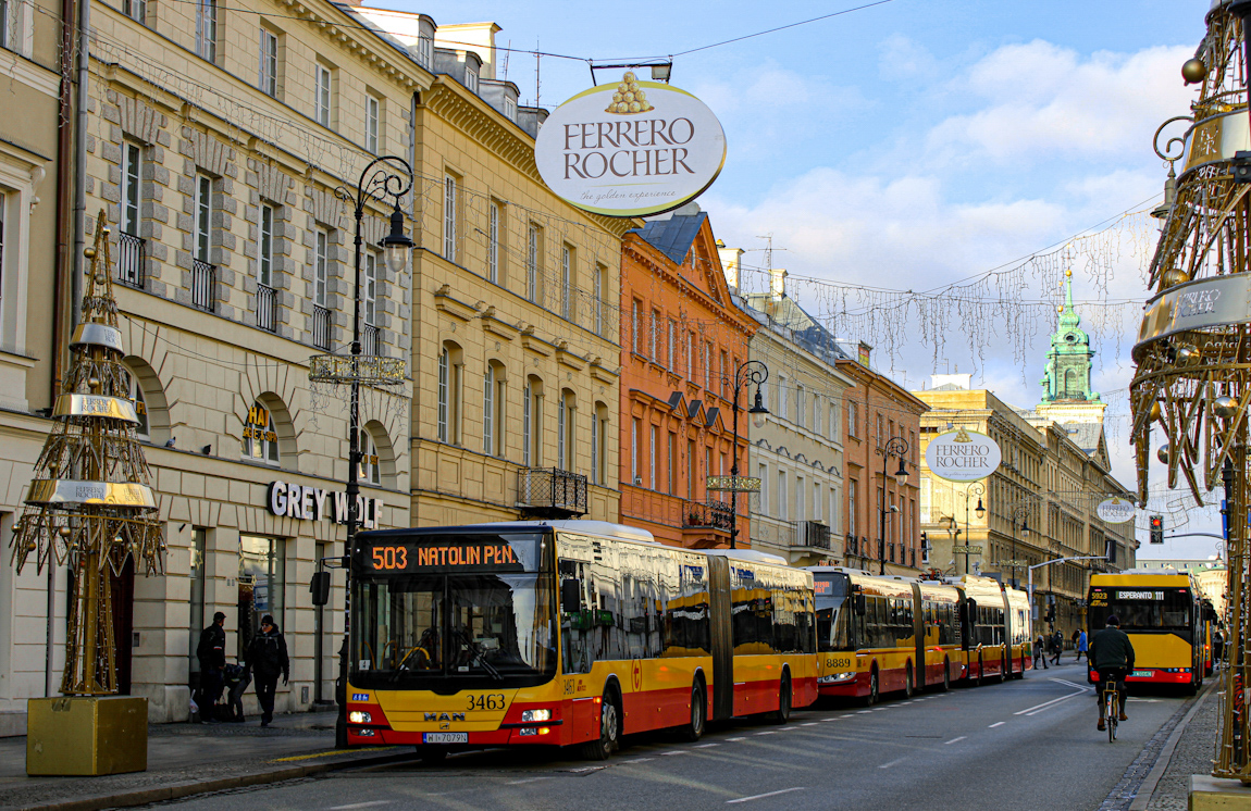 3463
Dzisiaj na 503 pojawiło się dużo diesli. Właściwie tylko Woronicza wystawiła planowe elektryki. 
Korzystając z okazji chciałbym życzyć wszystkim forumowiczom;  Zdrowych, spokojnych świąt Bożego Narodzenia. 
Mimo pandemii, niech to będzie dla nas wyjątkowy czas. Bez kłótni i i niepotrzebnych sporów. 

Słowa kluczowe: LionsCityG 3463 503 NowyŚwiat Święta