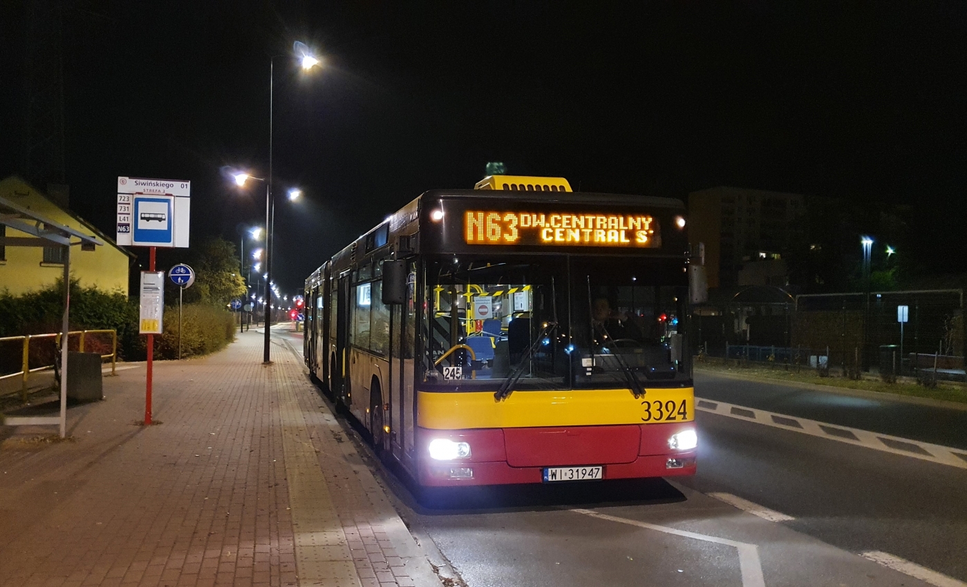 3324
Stary MAN na N63, tego wozu już nie uświadczymy na ulicach.
Słowa kluczowe: NG313 N63 3324 Legionowo Sobieskiego