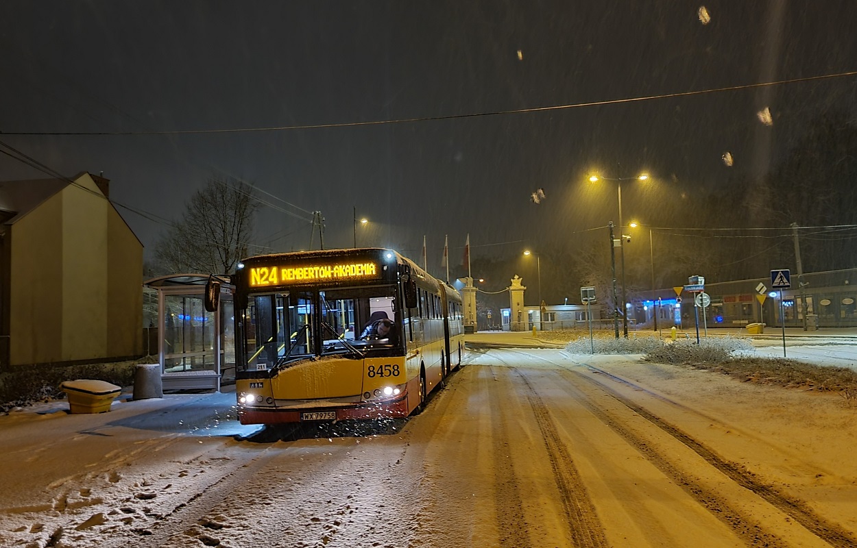 8458
No i w końcu mamy białe święta :D Wesołych Świąt wszystkim!
Słowa kluczowe: SU18 N24 8458 RembertówAkademia