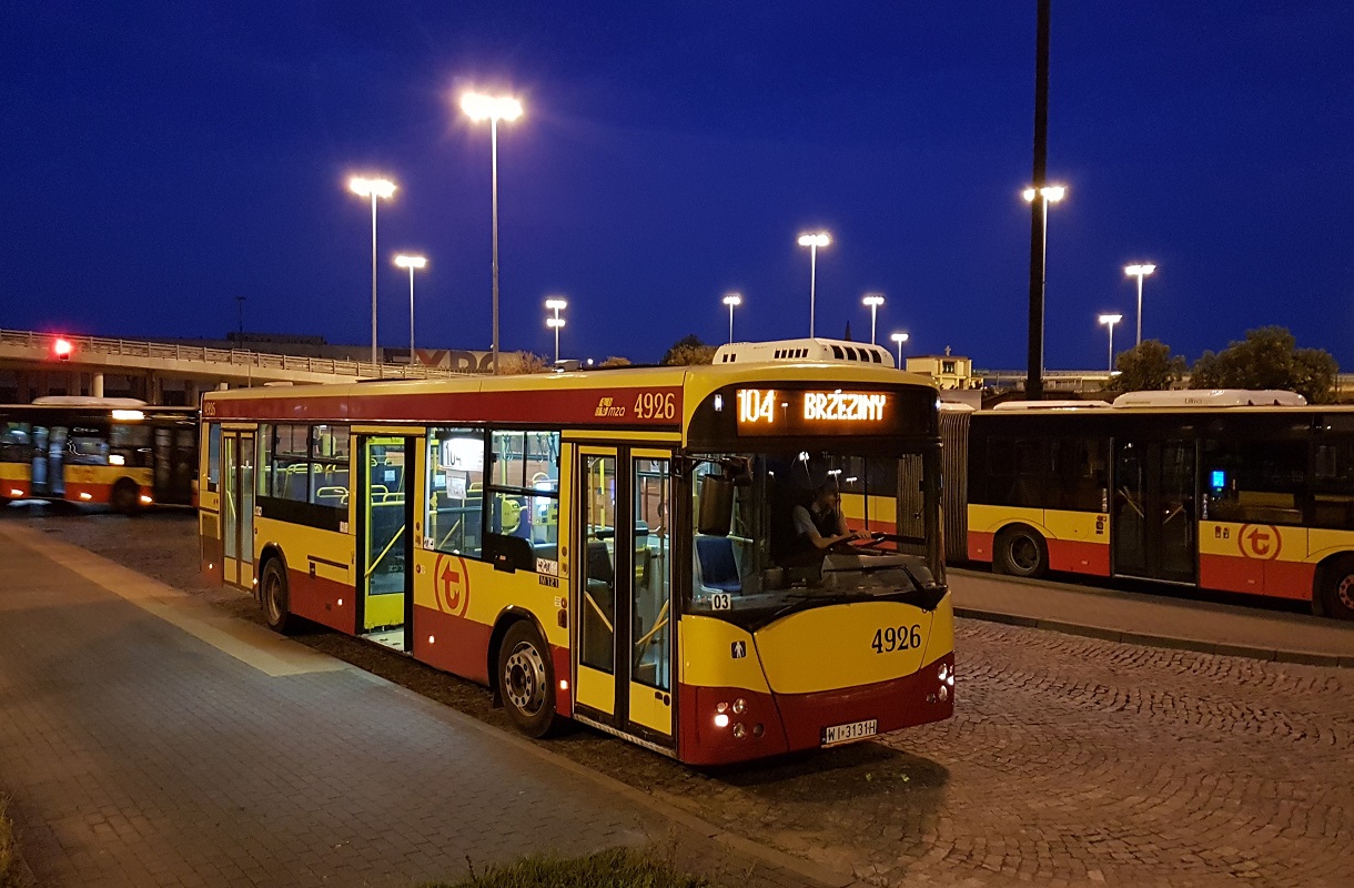 4926
A tu kolejna linia, która opuściła pętlę Żerań Fabryka Samochodów Osobowych. Swoją drogą pętla ta będzie coraz bardziej pustoszeć:(
Słowa kluczowe: M121 104 4926 ŻerańFSO