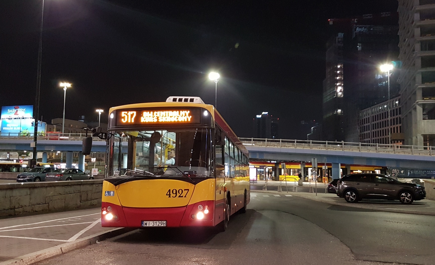 4927
To był ostatni Jelcz na 517.
Słowa kluczowe: M121 517 4927 DworzecCentralny