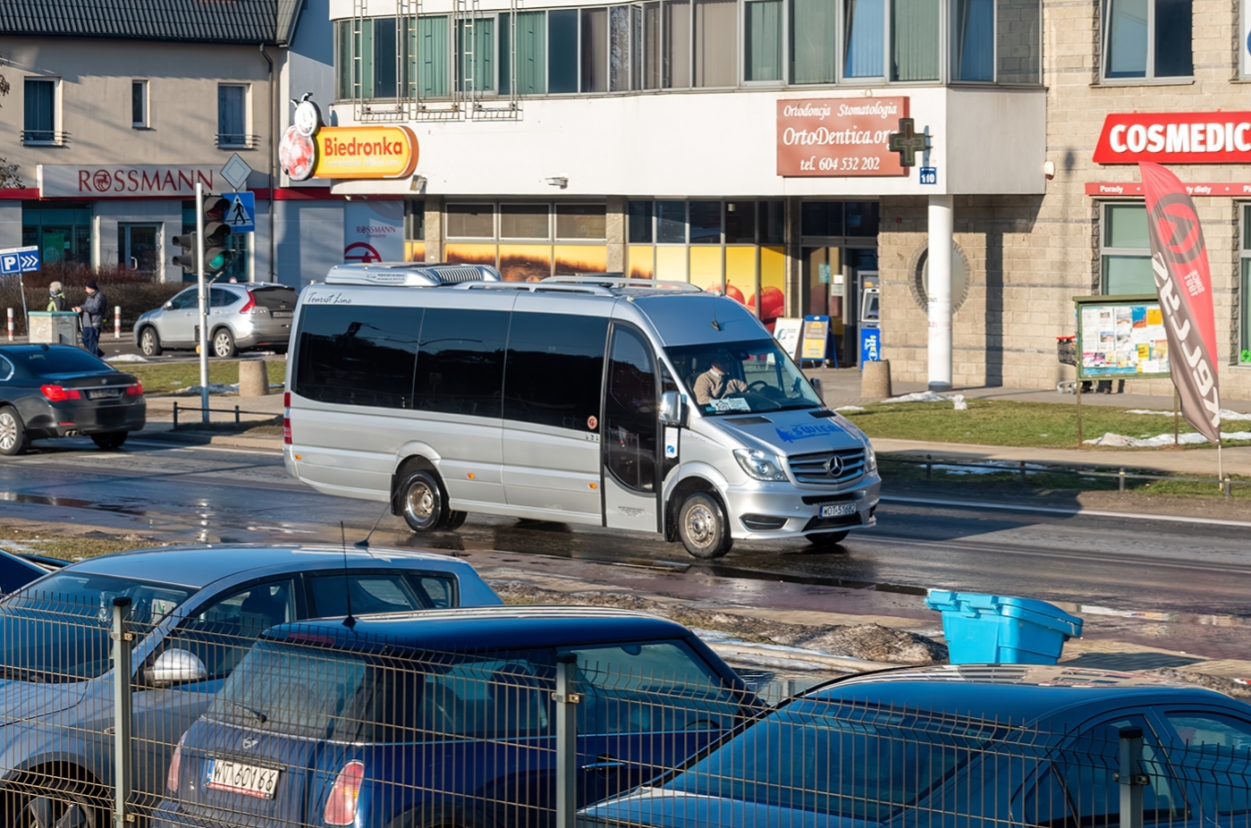 MERCEDES SPRINTER 519 CDI CUBY
Mercedes Świerku złapany w Miedzeszynie obsłużył linię L31 Narodowe Centrum Badań Jądrowych-Anin Alpejska(Kardiologa) i wraca prawdopodobnie do bazy.
Słowa kluczowe: WOT51682 Patriotów WarszawaMiedzeszyn.