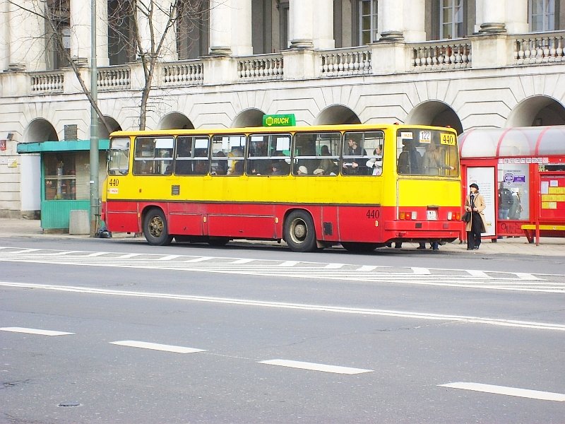 440
Zabrakło żółtych numerków..
Słowa kluczowe: Ik260 440 122 KrakowskiePrzedmieście 2007