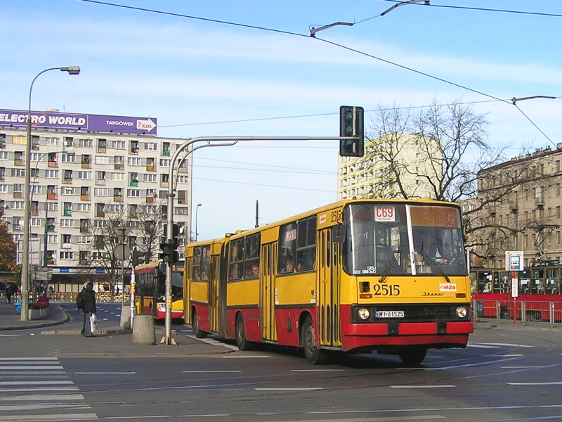 2515
Cmentarna Parada Nieistniejących Ikarusów - odcinek 17: na przyszłym placu budowy.
Słowa kluczowe: IK280 2515 C69 Targowa WS2008