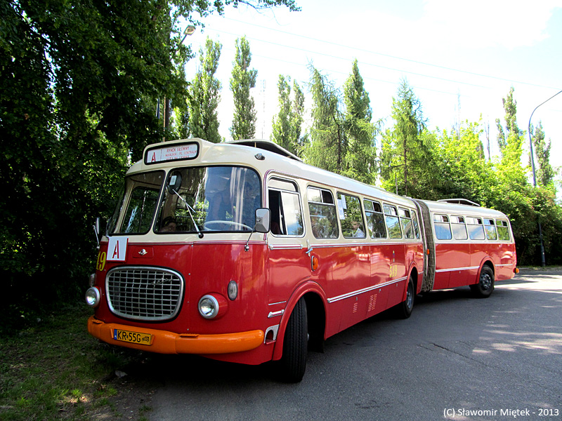 549
Słowa kluczowe: Jelcz021 549 A Kraków Kombinat