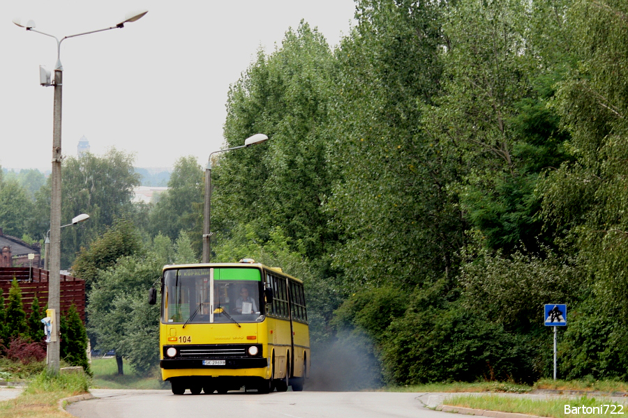 104
Ikarus 280.70E, prod. 1997.

Ta linia jest jedną z ciekawszych, jeśli chodzi o połączenie miejscówka + tabor. ;) Jeździ co pół godziny i bardzo łatwo spotkać na niej Ikarusa. 
Słowa kluczowe: IK280 104 76 Jastruna