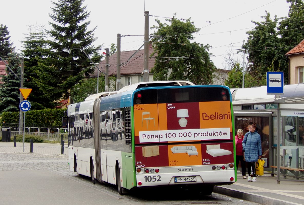 1052
Przegubowiec jako zatramwaj na trasie gumienieckiej.
Słowa kluczowe: SU18 1052 Gumieńce