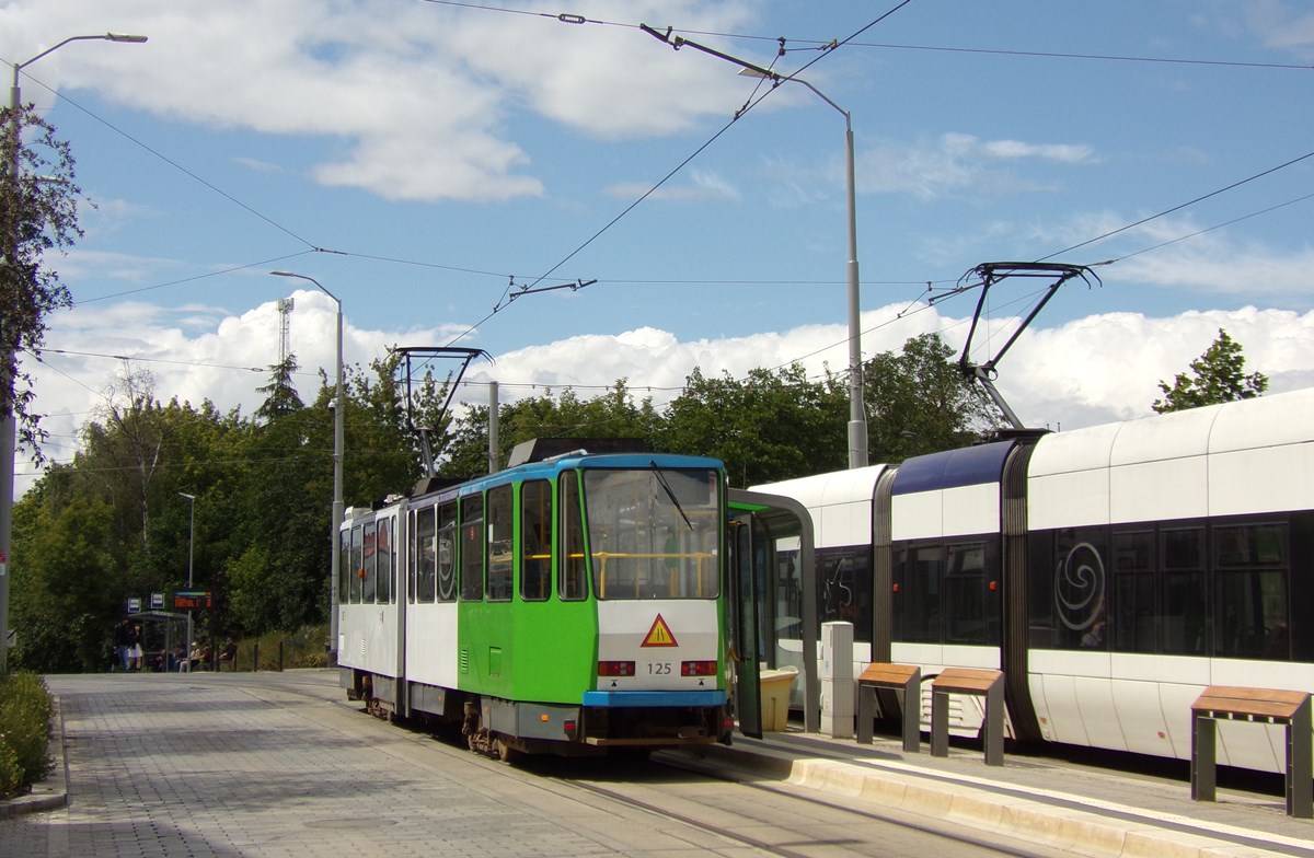 125
Słowa kluczowe: KT4Dt 125 3 DworzecNiebuszewo