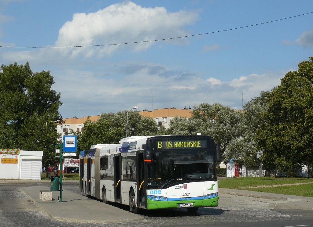 2200
Wóz ten jest traktowany na równi z normalnymi przegubowcami, więc jest wysyłany na różne linie. Zarówno pośpieszne...
Słowa kluczowe: SU18,75 2200 B OsiedleSłoneczne